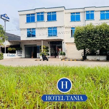 Hotel Tania Caucasia 외부 사진