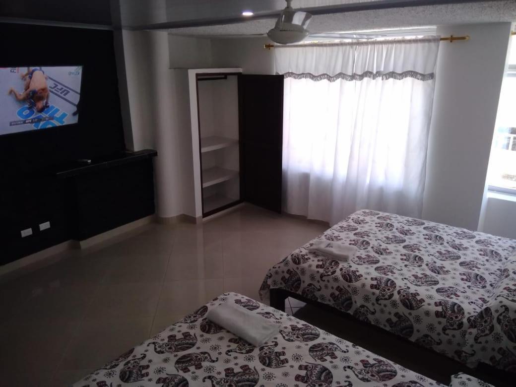 Hotel Tania Caucasia 외부 사진